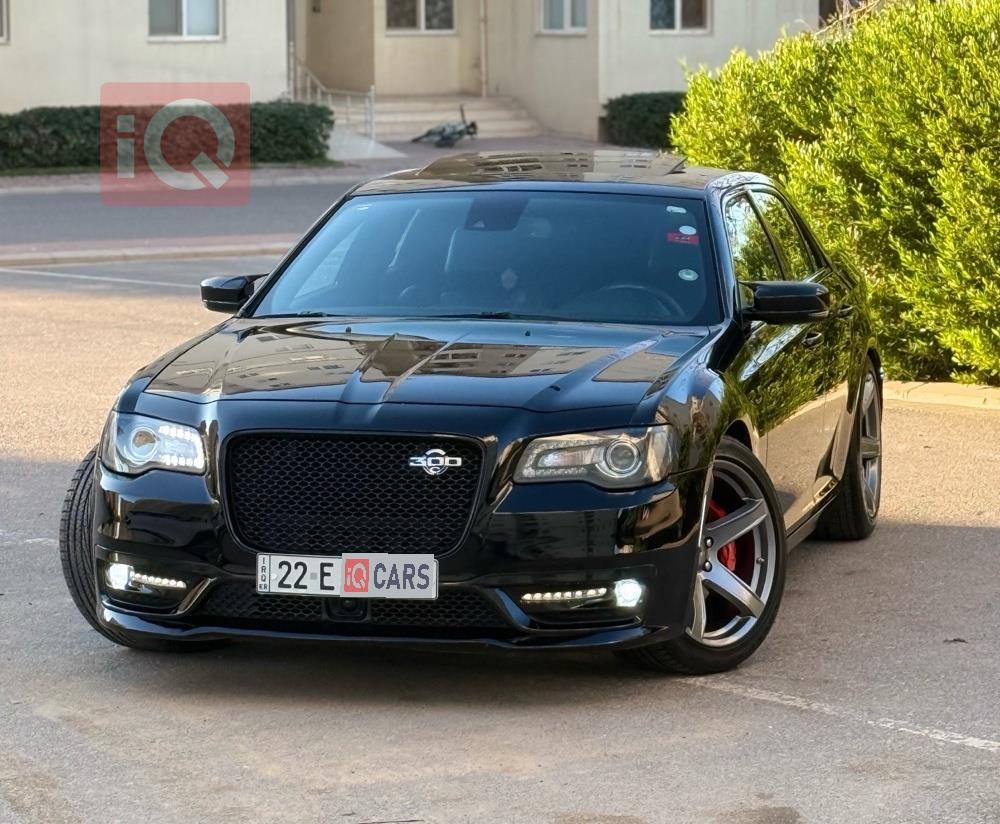 کرایسلەر 300